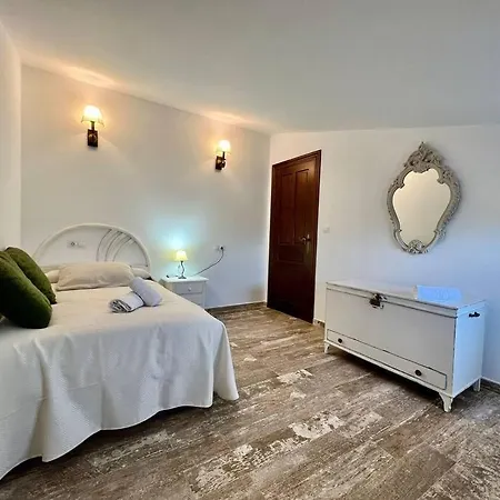 Holiday home Alfavila